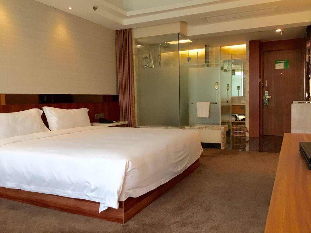 Asian Star Hotel Zhuhai Dış mekan fotoğraf