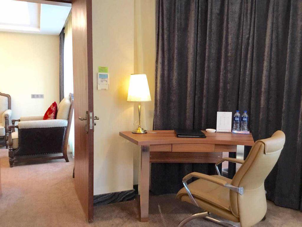 Asian Star Hotel Zhuhai Dış mekan fotoğraf