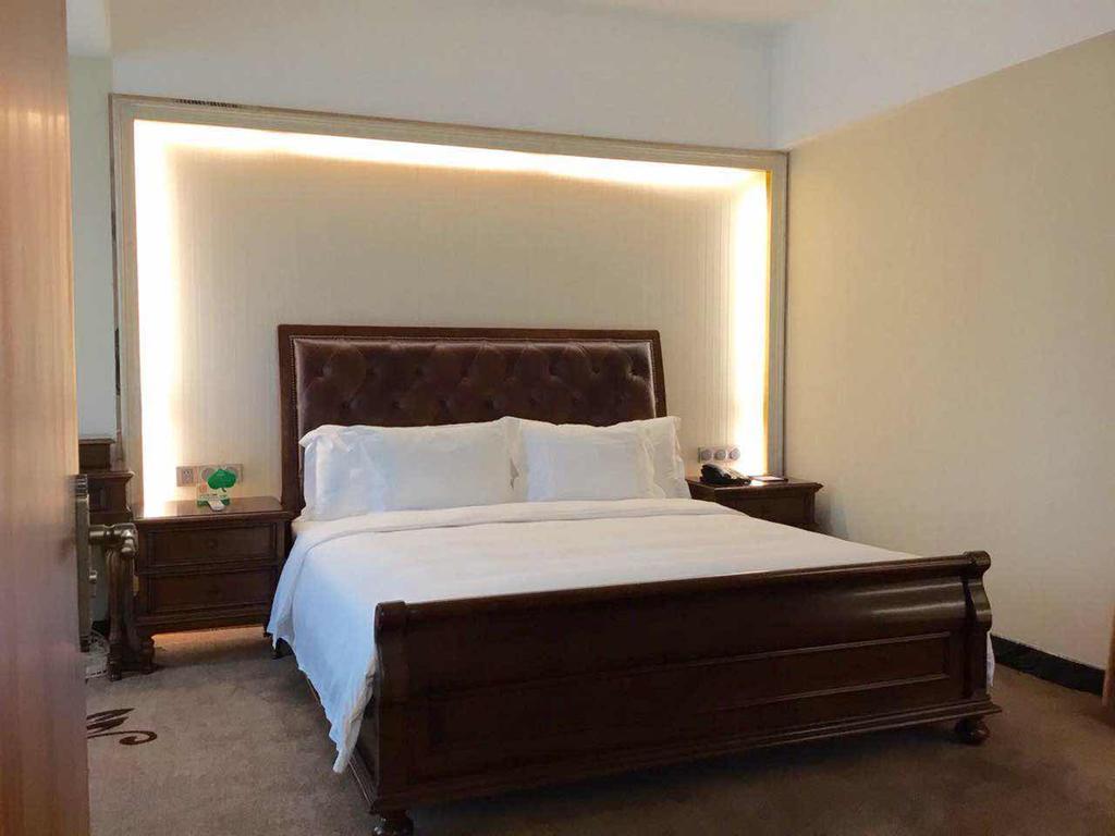 Asian Star Hotel Zhuhai Dış mekan fotoğraf